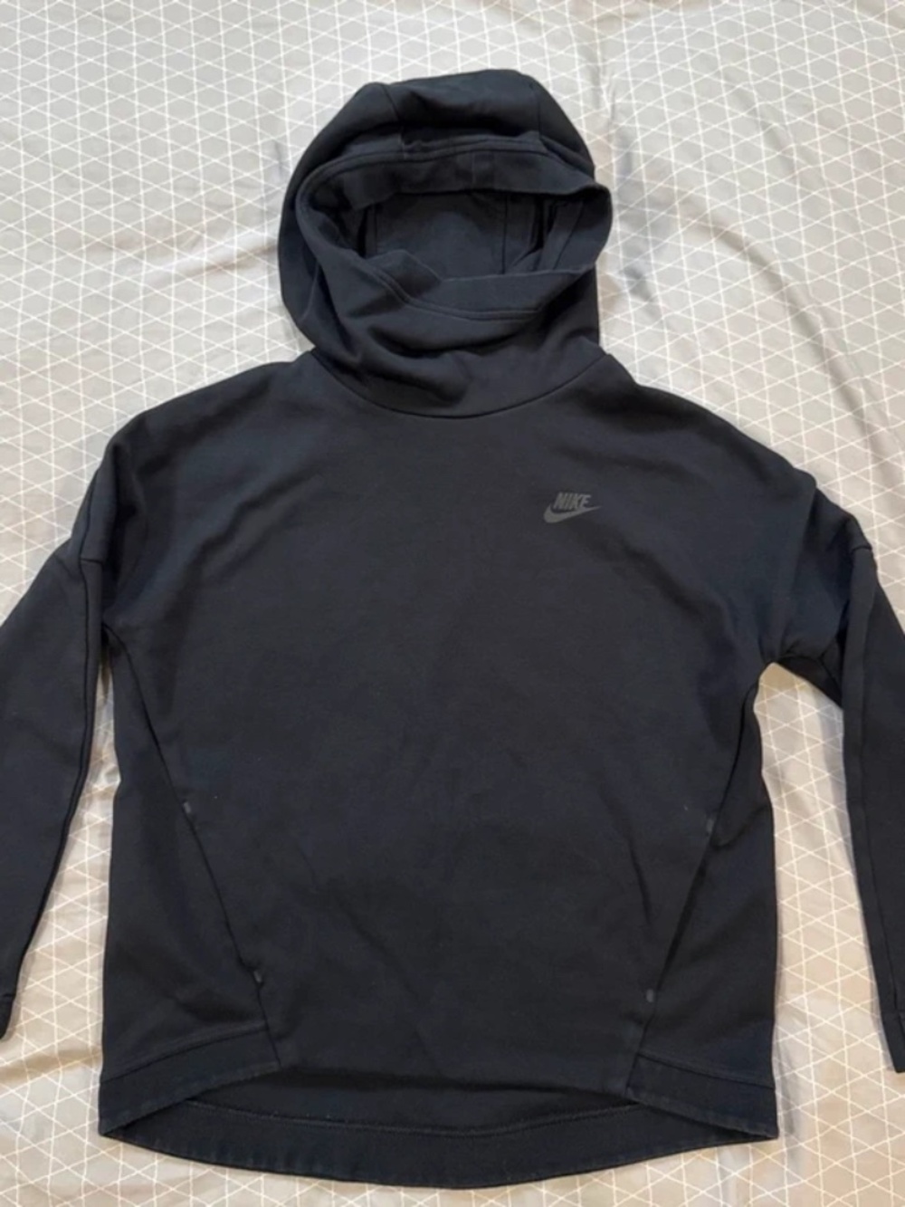 Black Nike tech fleece hoodie